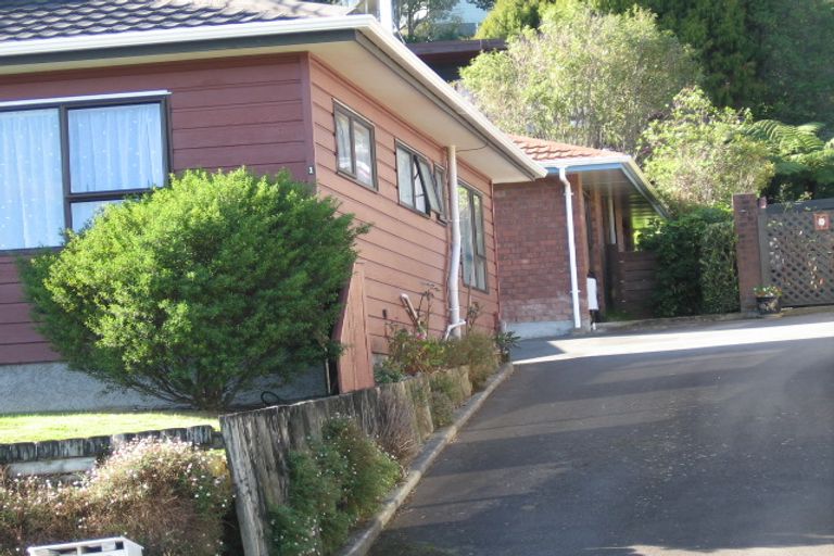 Photo of property in 2/77 Kairimu Street, Stokes Valley, Lower Hutt, 5019