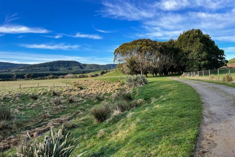 Photo of property in 86 Manse Road, Progress Valley, Tokanui, 9884