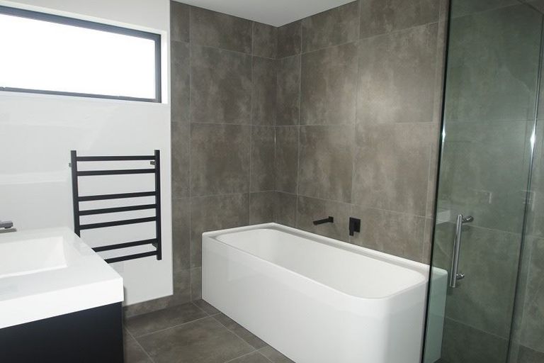 Photo of property in 4 Pegson Lane, Halswell, Christchurch, 8025