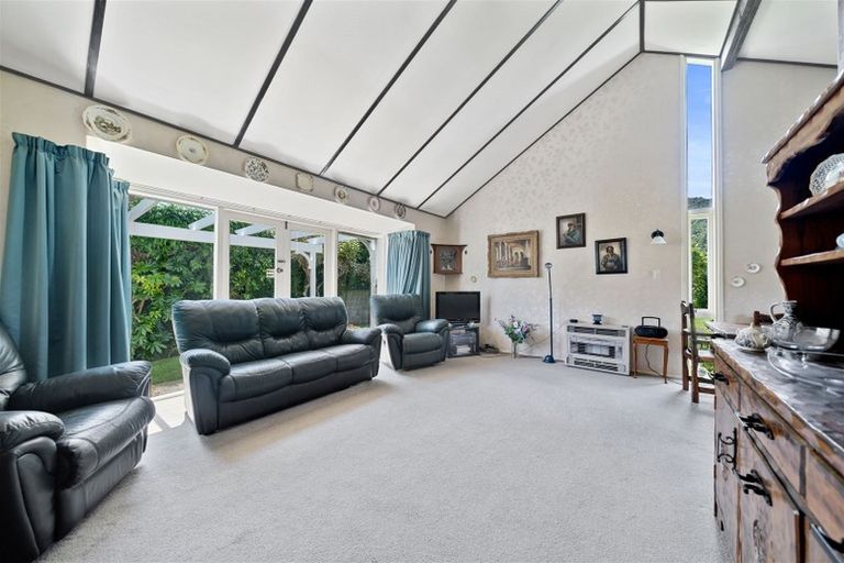 Photo of property in 319 Riverside Drive, Waterloo, Lower Hutt, 5011