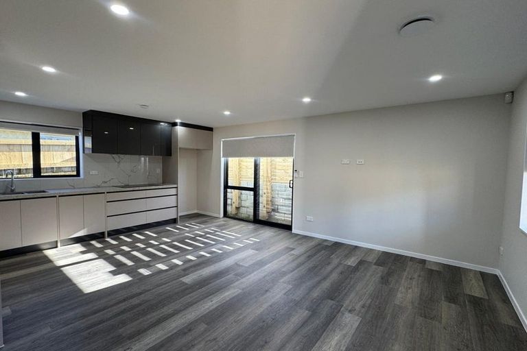 Photo of property in 8 Hillside Road, Papatoetoe, Auckland, 2025