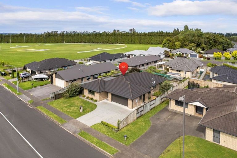 Photo of property in 18 Middlebrook Drive, Katikati, 3129