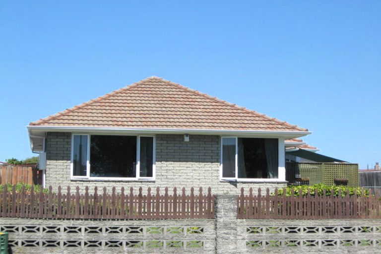 Photo of property in 36 Te Rama Place, Wainoni, Christchurch, 8061
