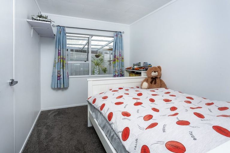 Photo of property in 1/10 Corric Hill, Torbay, Auckland, 0630