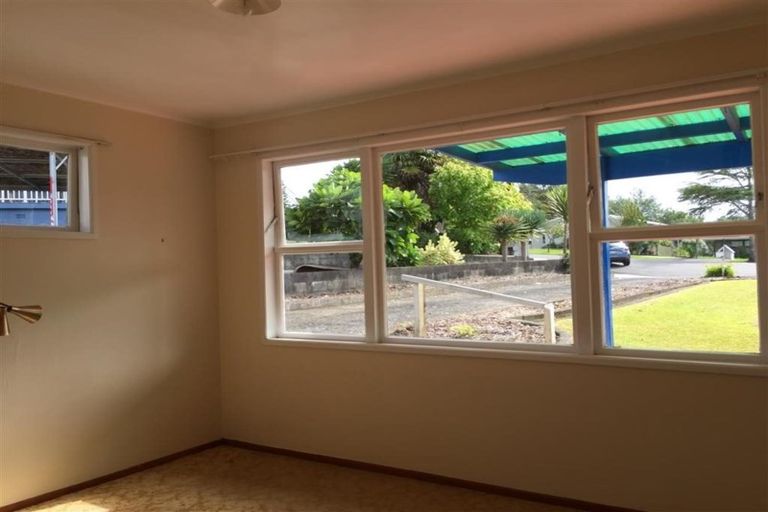 Photo of property in 8 Montague Place, Onerahi, Whangarei, 0110