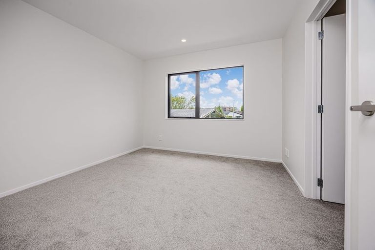 Photo of property in 13a John Walker Drive, Manurewa, Auckland, 2102