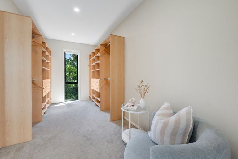 Photo of property in 32c Devon Road, Bucklands Beach, Auckland, 2012