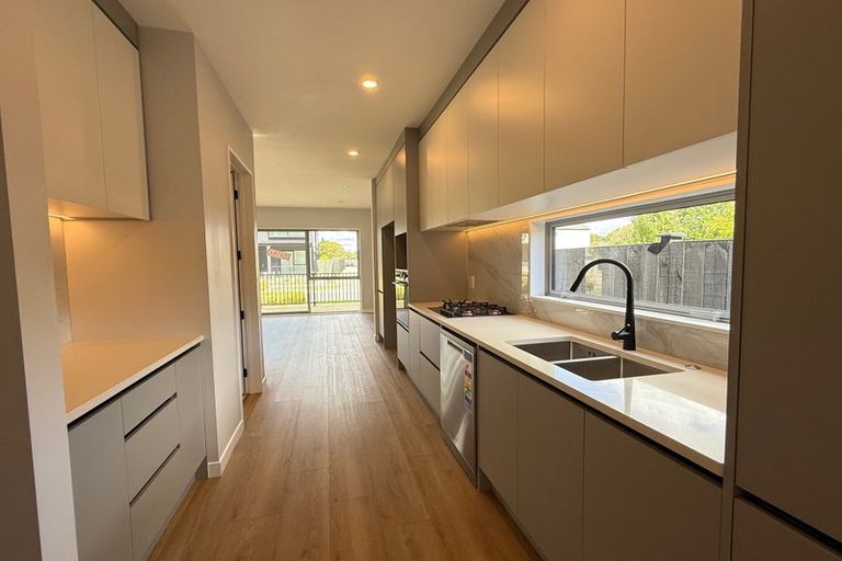 Photo of property in 25 Yellow Pear Lane, Karaka, 2578