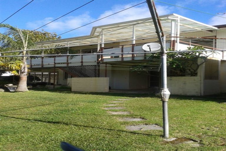 Photo of property in 60b Te Atatu Road, Te Atatu South, Auckland, 0610