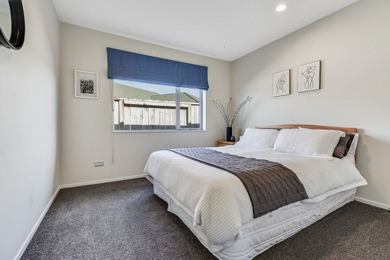 Photo of property in 20 Whitney Place, Rototuna North, Hamilton, 3210