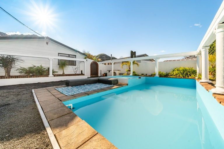 Photo of property in 181 California Drive, Totara Park, Upper Hutt, 5018