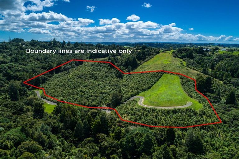 Photo of property in 74 Karahiwi Lane, Dairy Flat, 0794