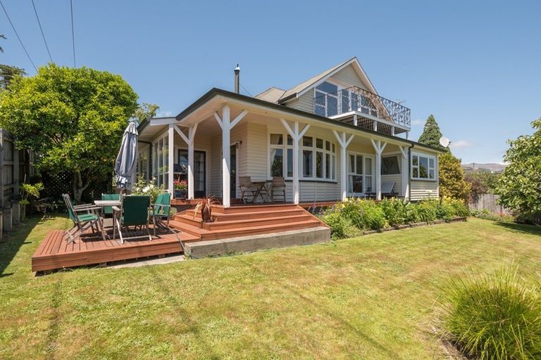 Photo of property in 200 The Ridgeway, Stoke, Nelson, 7011