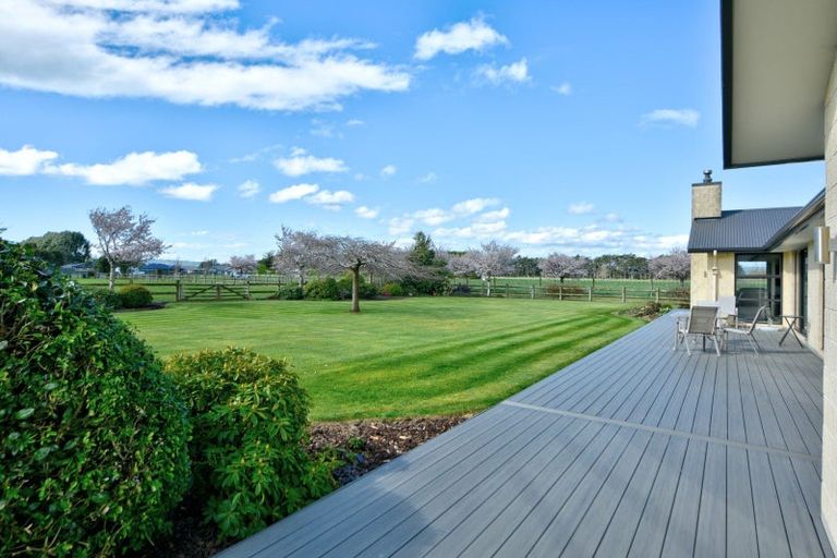 Photo of property in 24 Mckinnon Road, Edendale, Wyndham, 9893