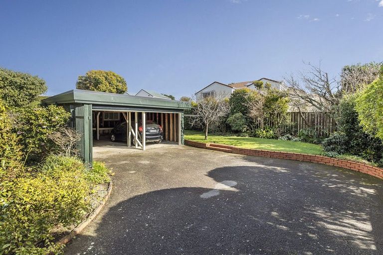 Photo of property in 30 Jubilee Road, Khandallah, Wellington, 6035