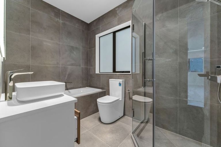 Photo of property in 197 Hitchen Road, Pokeno, 2402