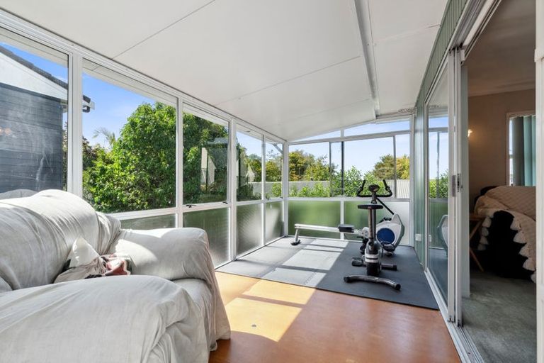 Photo of property in 1/4 Grove Lane, Pakuranga, Auckland, 2010