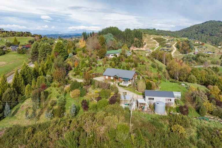Photo of property in 130 Mytton Heights, Motueka, 7196