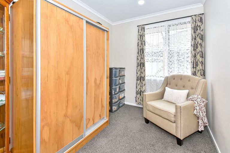 Photo of property in 46 Cyclamen Road, Mangere, Auckland, 2022