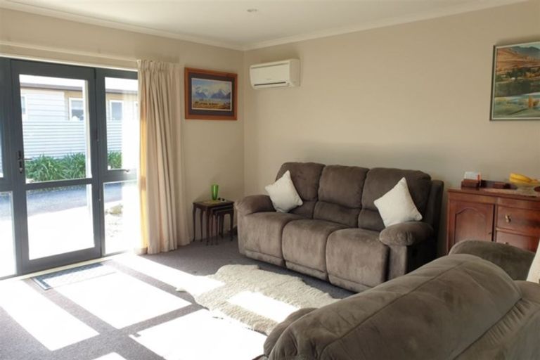 Photo of property in 1 O'neill Place, Watlington, Timaru, 7910