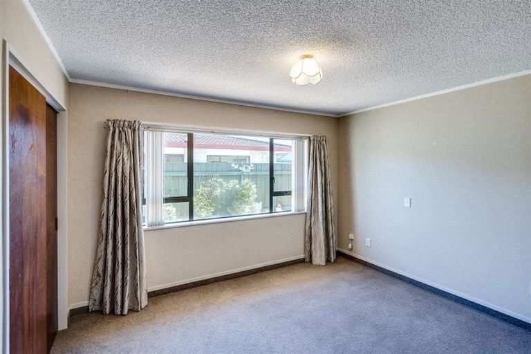 Photo of property in 1/52 Avondale Road, Taradale, Napier, 4112