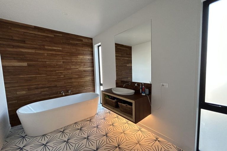 Photo of property in 3 Waxeye Lane, Lake Hawea, 9382