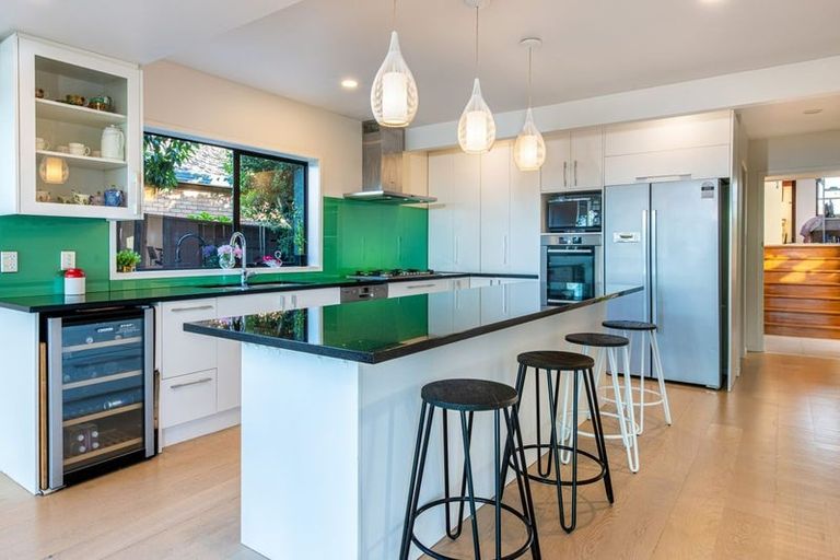 Photo of property in 18 Red Bluff Rise, Campbells Bay, Auckland, 0630