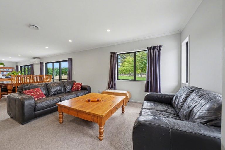 Photo of property in 399 Barkers Road, Loburn, Rangiora, 7472