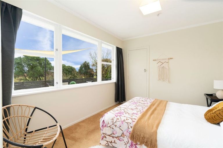 Photo of property in 6 Muhunoa West Road, Ohau, Levin, 5570