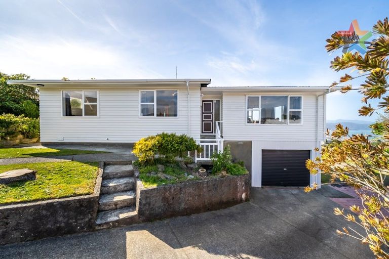 Photo of property in 29 Oakleigh Street, Maungaraki, Lower Hutt, 5010