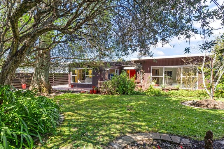 Photo of property in 72 Glenvar Road, Torbay, Auckland, 0630