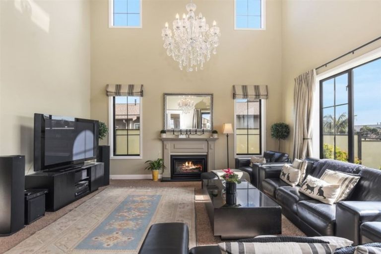 Photo of property in 166 Oriental Parade, Papamoa Beach, Papamoa, 3118