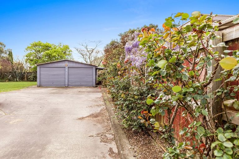 Photo of property in 3 Lee Road, Hannahs Bay, Rotorua, 3010