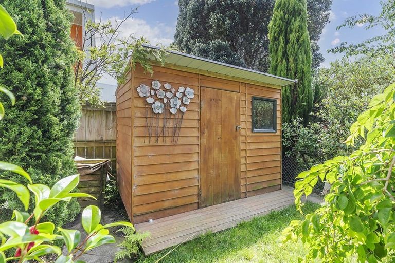 Photo of property in 25 Lawrence Street, Newtown, Wellington, 6021