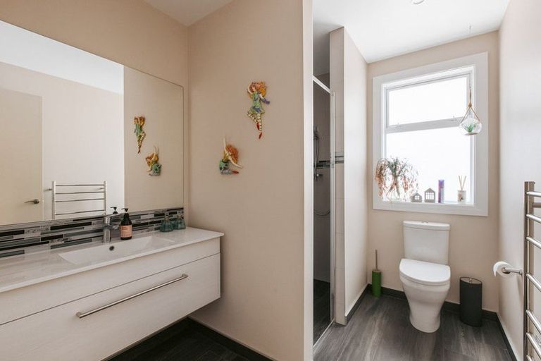 Photo of property in 5 Gellibrand Place, Omokoroa, 3114