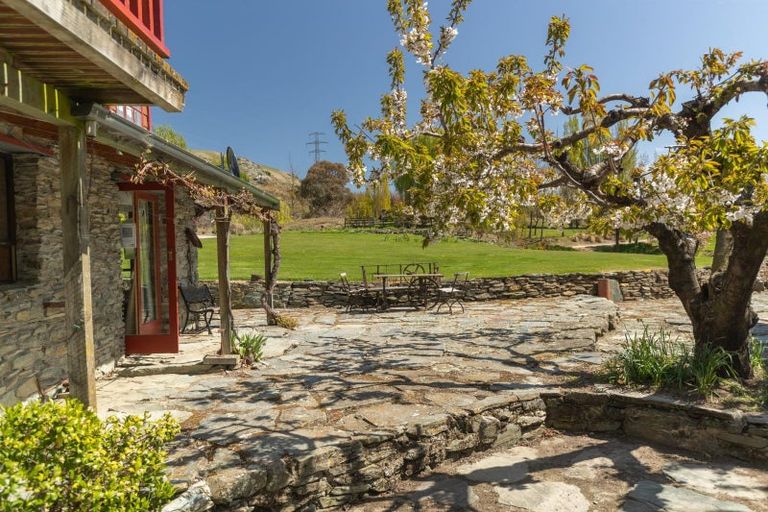 Photo of property in 352 Morven Ferry Road, Arrow Junction, Queenstown, 9371