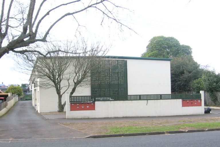 Photo of property in 4/14 Hardley Street, Whitiora, Hamilton, 3200