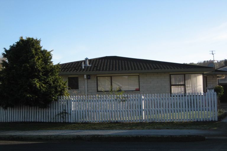 Photo of property in 12 Rawson Street, New Brighton, Christchurch, 8083