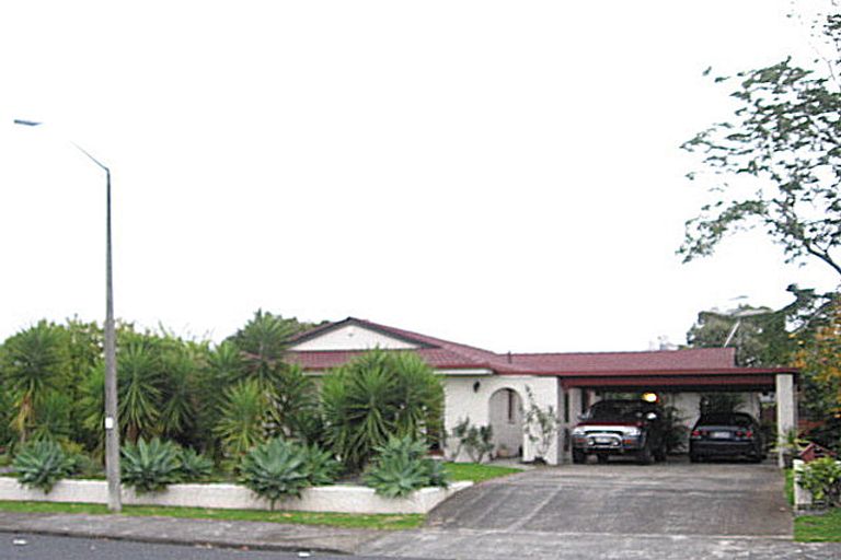 Photo of property in 57 Pigeon Mountain Road, Half Moon Bay, Auckland, 2012