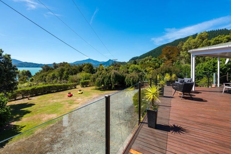 Photo of property in 32 Moetapu Bay Road, Moetapu Bay, Linkwater, 7282