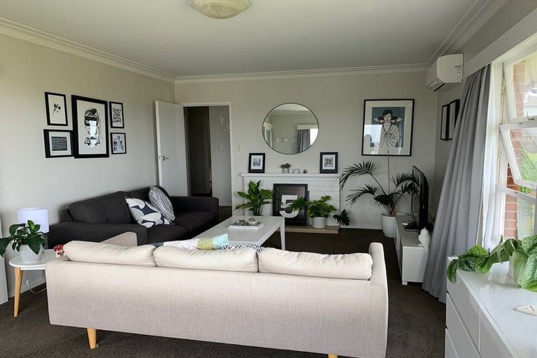 Photo of property in 1/4 Dewsbury Terrace, Castor Bay, Auckland, 0620