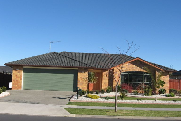 Photo of property in 178 Wattle Farm Road, Wattle Downs, Auckland, 2103