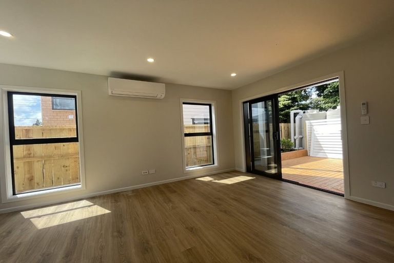 Photo of property in 538c Swanson Road, Ranui, Auckland, 0612