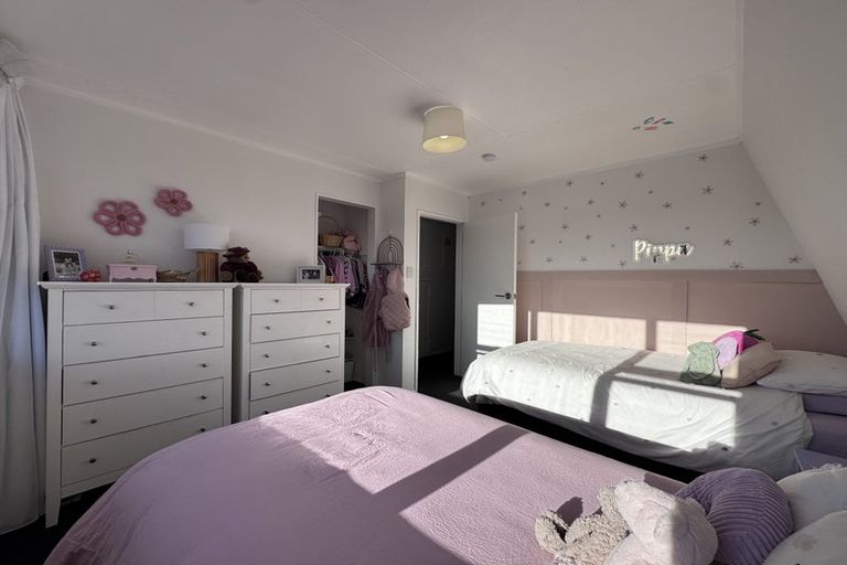 Photo of property in 71 Hedges Street, Sanson, 4817