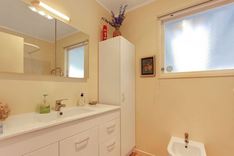 Photo of property in 21 Joanne Crescent, Pukehangi, Rotorua, 3015