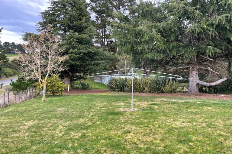 Photo of property in 688 Rotohiwi Road, Flemington, Waipukurau, 4282