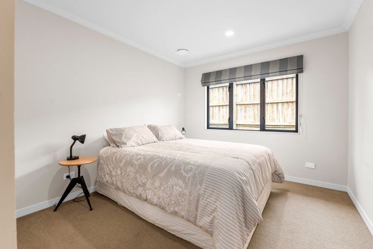 Photo of property in 2 Compton Grove, Huntington, Hamilton, 3210