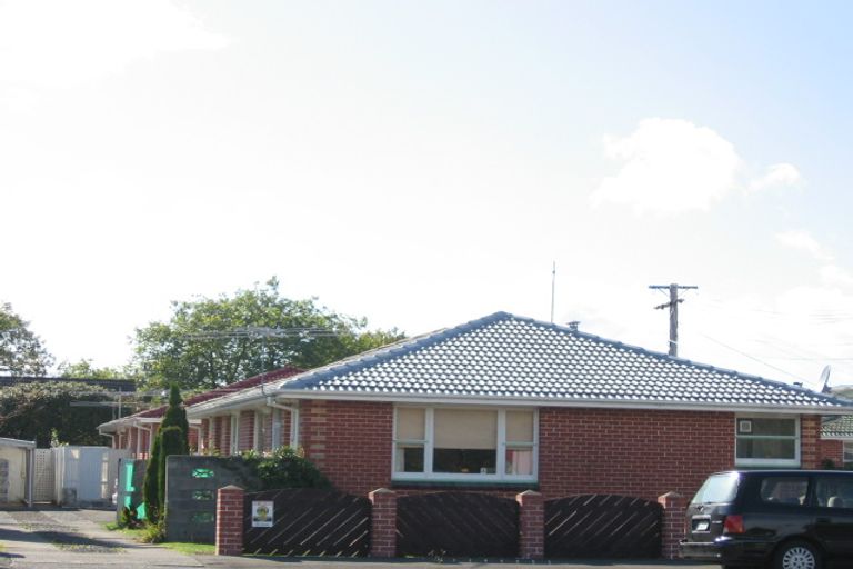 Photo of property in 4/11 Sutherland Avenue, Silverstream, Upper Hutt, 5019