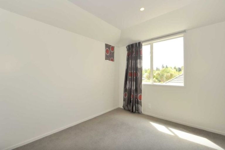 Photo of property in 19a Beatrice Place, Avonhead, Christchurch, 8042