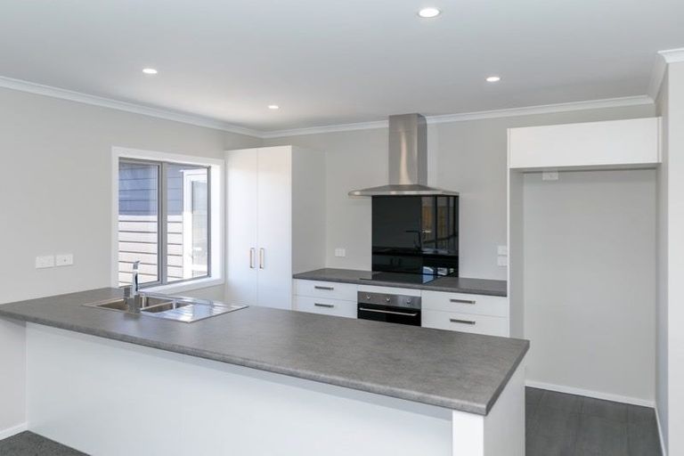 Photo of property in 9 Whanau Avenue, Baverstock, Hamilton, 3200